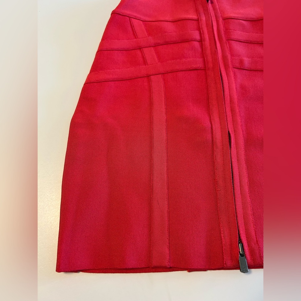 HERVÉ LÉGER Poppy Bandage Mini Pencil Skirt, Heavy Stretchy fabric, Sz Med - Picture 3 of 14